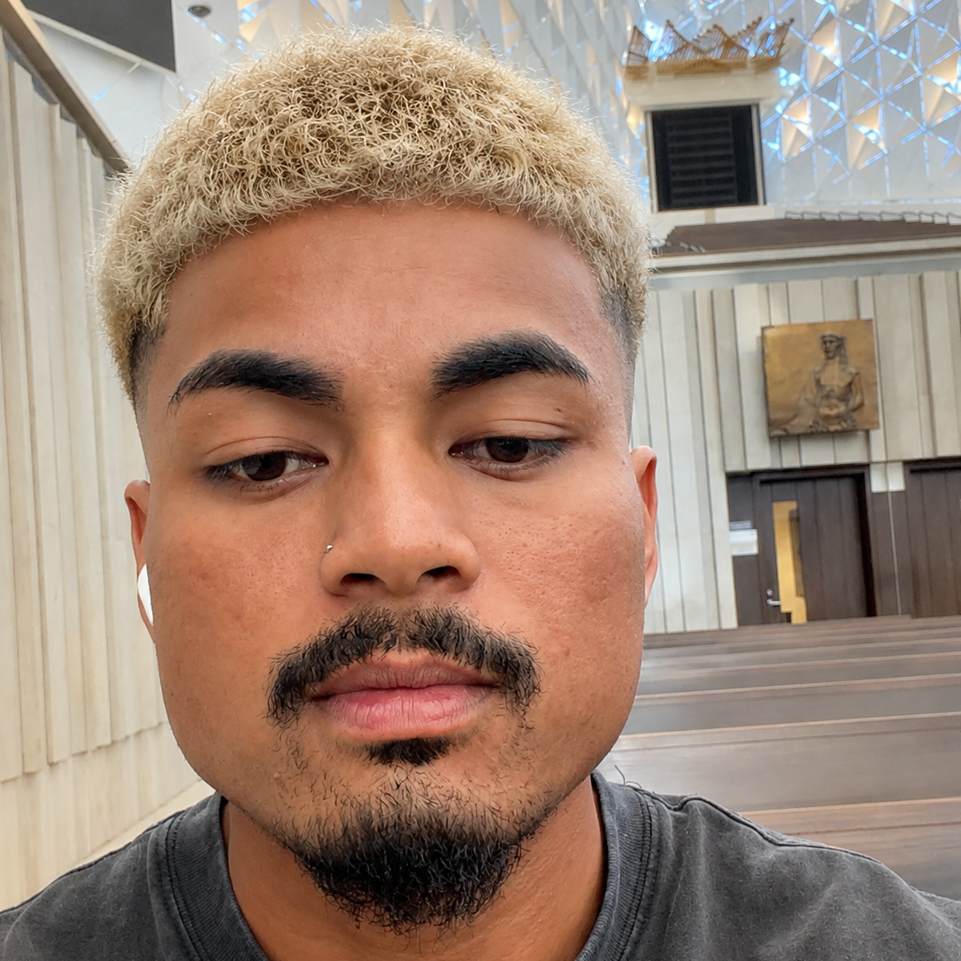 Oyaba Taai